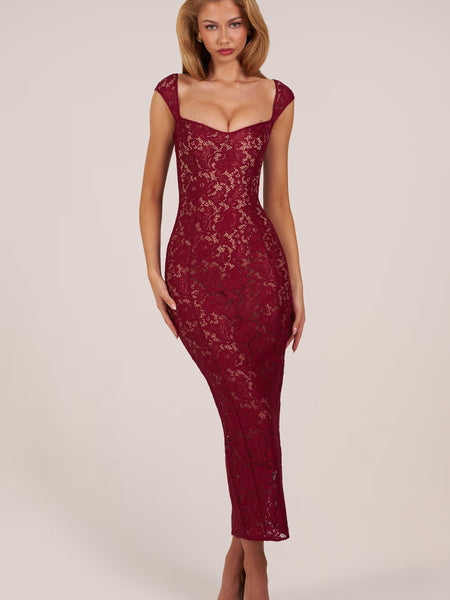 Red Elisa Elegant Evening Dress – Sleek Formal Party Gown
